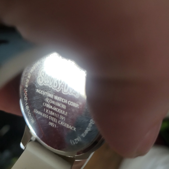 Scooby-Doo watch kids watch Scooby-Doo's head twists around digital watch - Picture 2 of 8